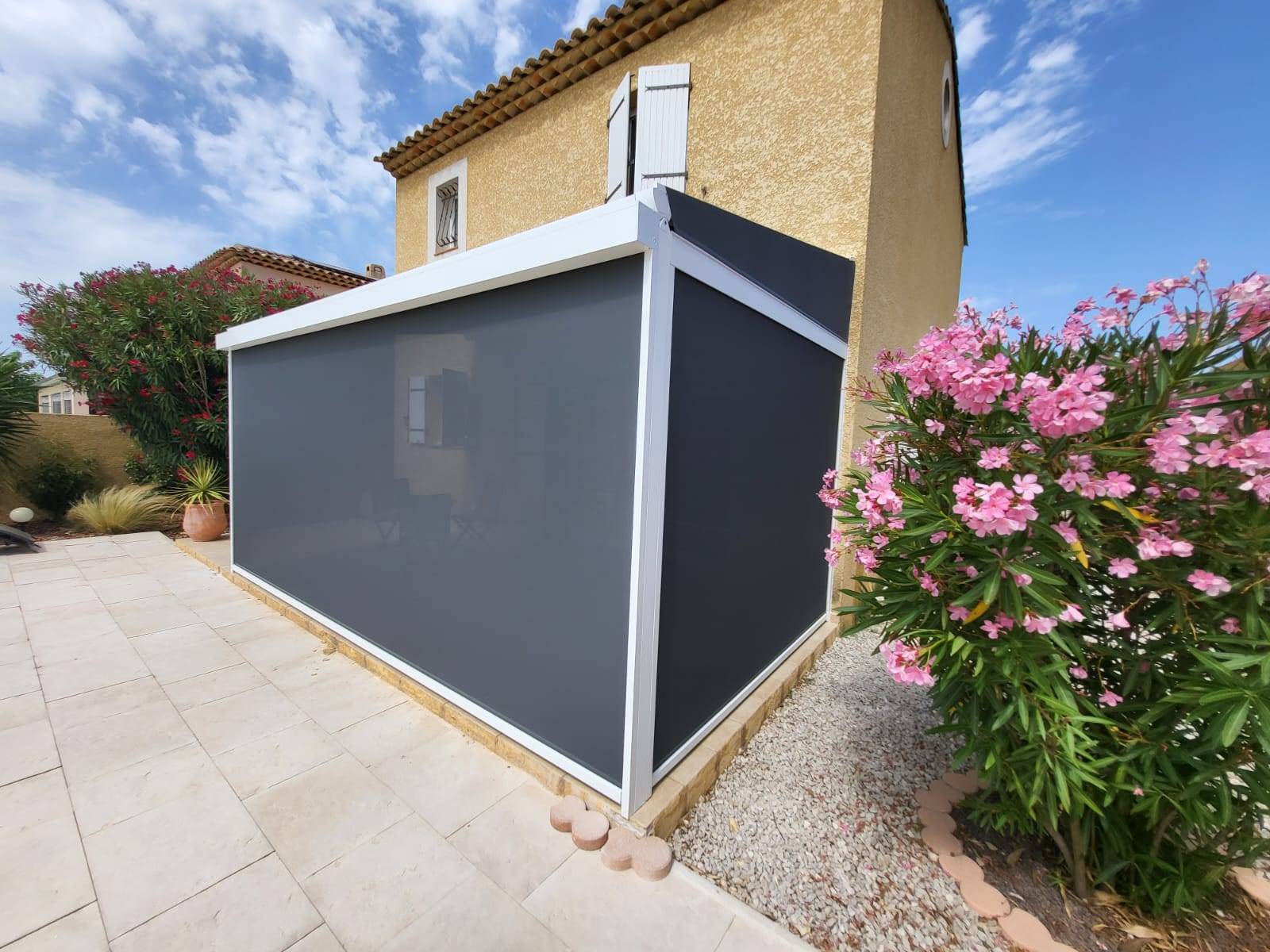 Carport en aluminium sur mesure pour protection soleil véhicule Rognac 13340 Bouches-du-Rhône