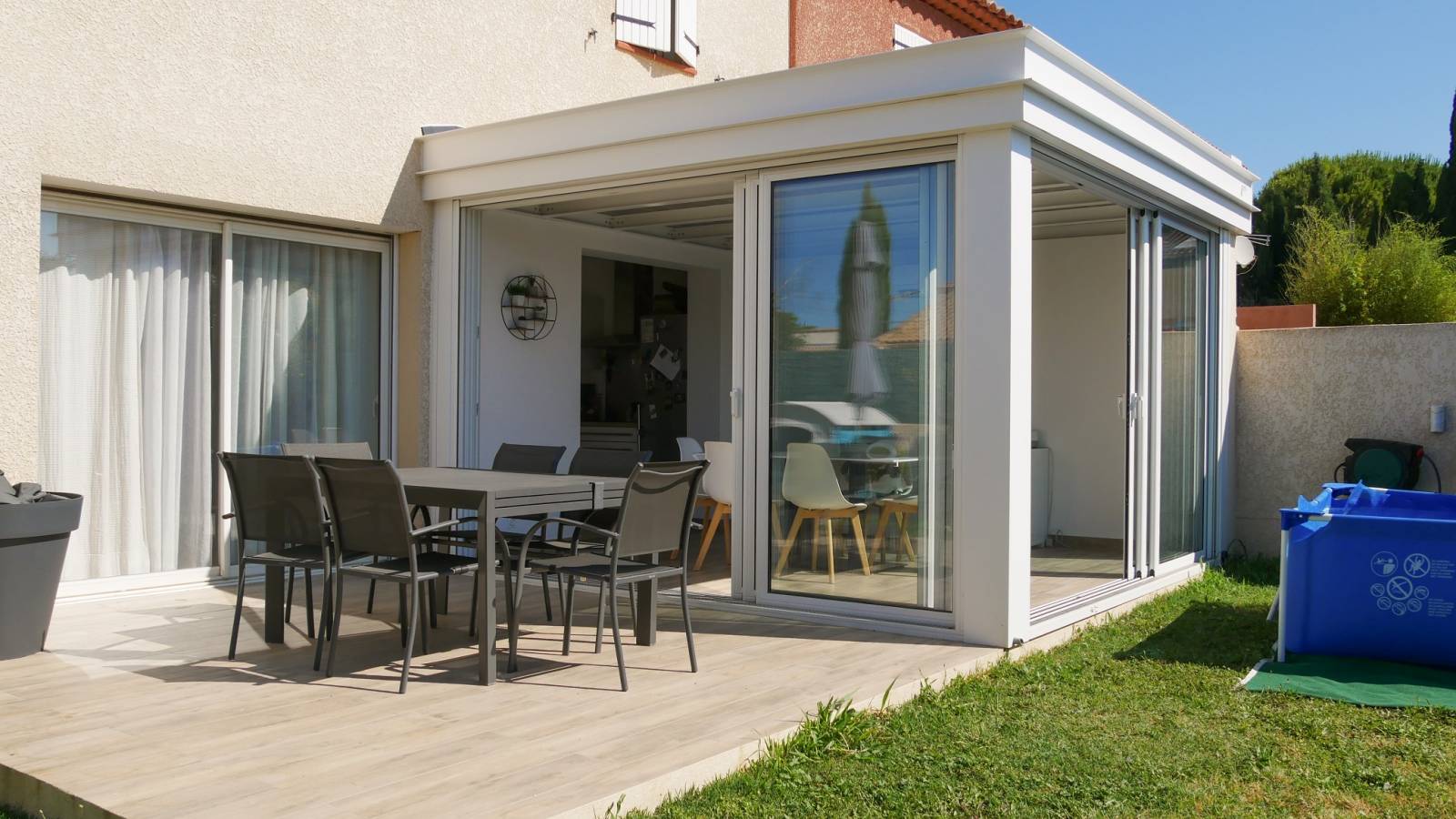 Pose d’un carport couplé pergola pour créer une nouvelle dépendance Aix-en-Provence 13100