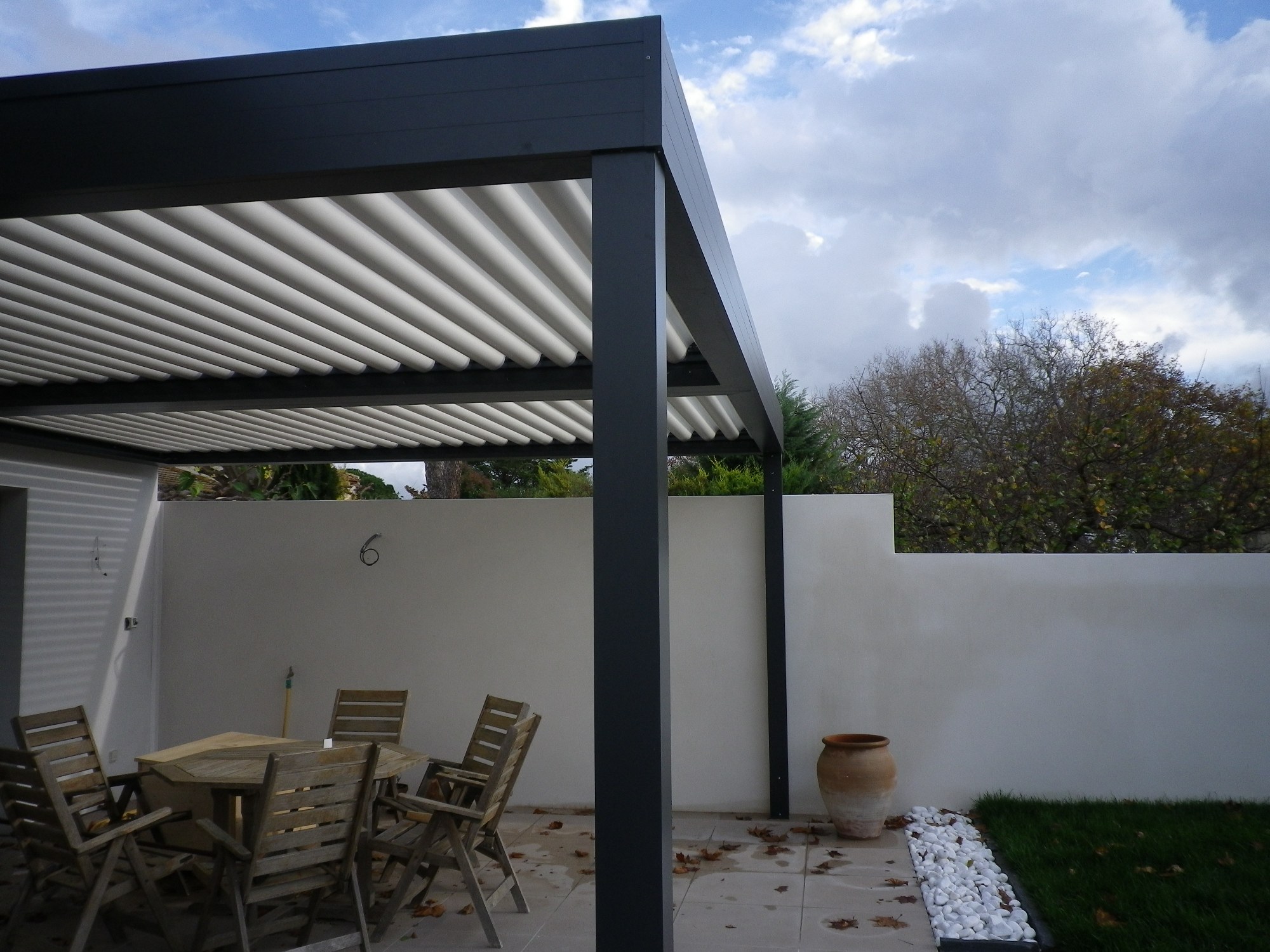 Fabrication et pose de tiny houses en aluminium sur mesure Rognac 13340 Bouches-du-Rhône