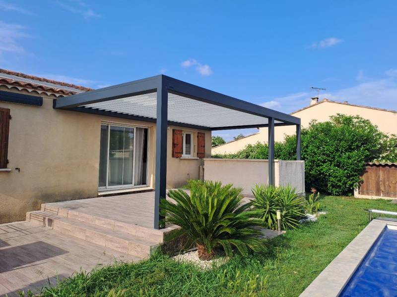 Installation d'une pergola bioclimatique sur mesure en aluminium à Carry-le Rouet