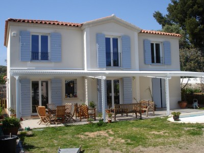 Notre zone d'activité pour ce service Pose professionnelle de pergolas bioclimatiques qualitatives sur mesure en aluminium